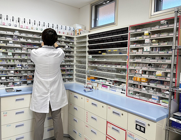 ひなた薬局　五十市店　調剤室